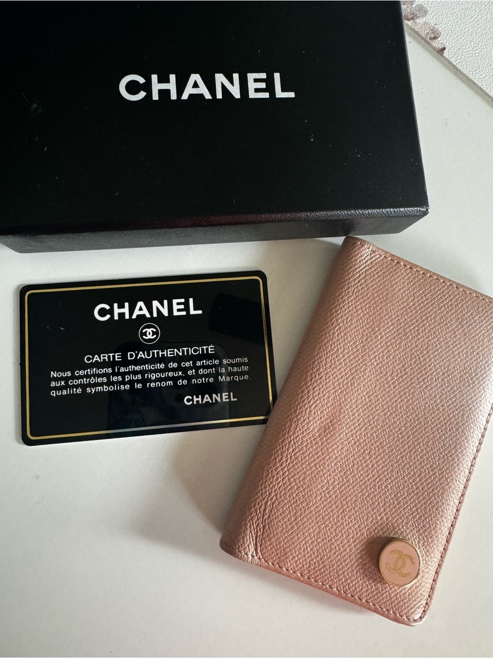 ✨ Authentic CHANEL Pink Caviar Card Holder ✨ - Picture 9 of 9